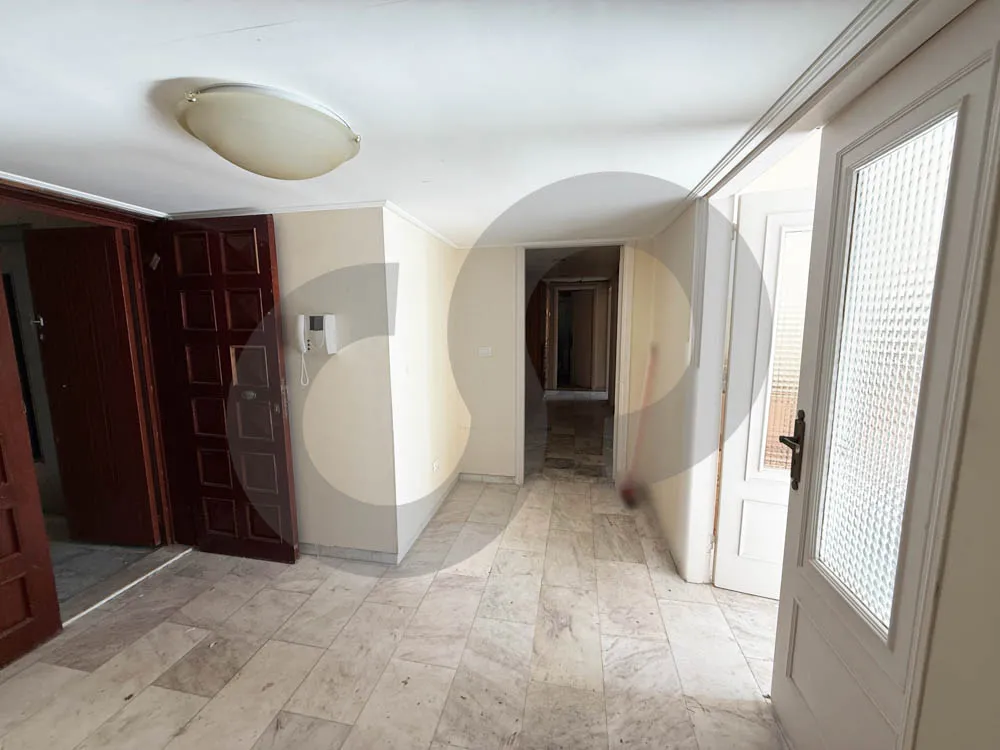 unobstructed view/well maintained building/easy access/Rawche,beirut — الصورة 3
