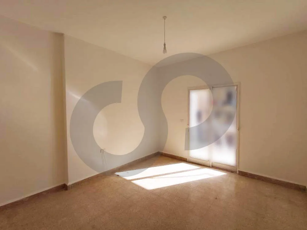 Fully renovated/well-connected area/Bright and airy/DEKWANEH,METN — الصورة 2