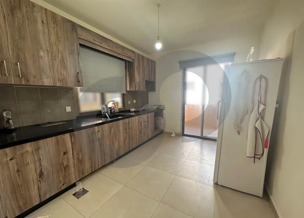 excellent opportunity/ 4-Year-Old Building/easy access/ bouar, keserouan — الصورة 3