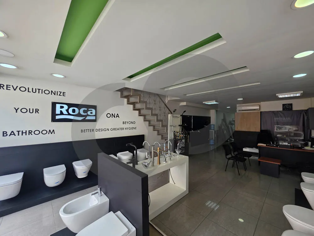 Prime Commercial Space/traffic area/ high-visibility/ADONIS,KESEROUAN — الصورة 3