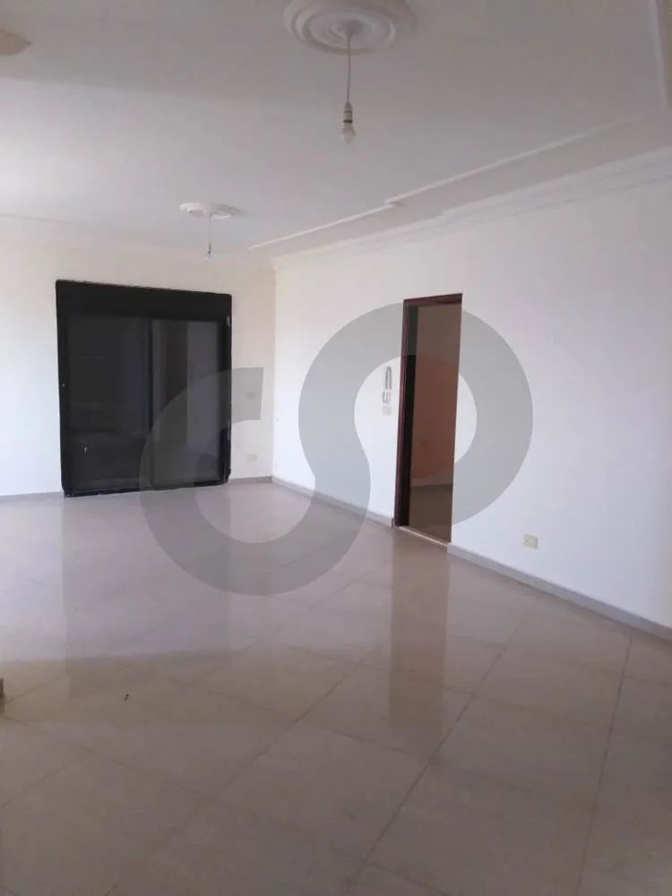 First Floor/ panoramic view/prime location/Amioun,koura — الصورة 3