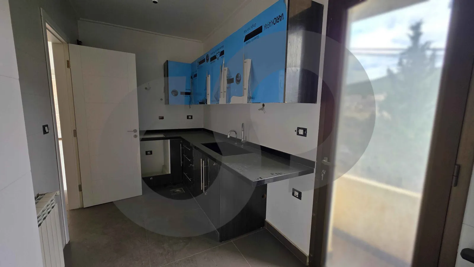 PRIME LOCATION/BRAND NEW/EASY ACCESS IN AIN SAADEH,METN — الصورة 2