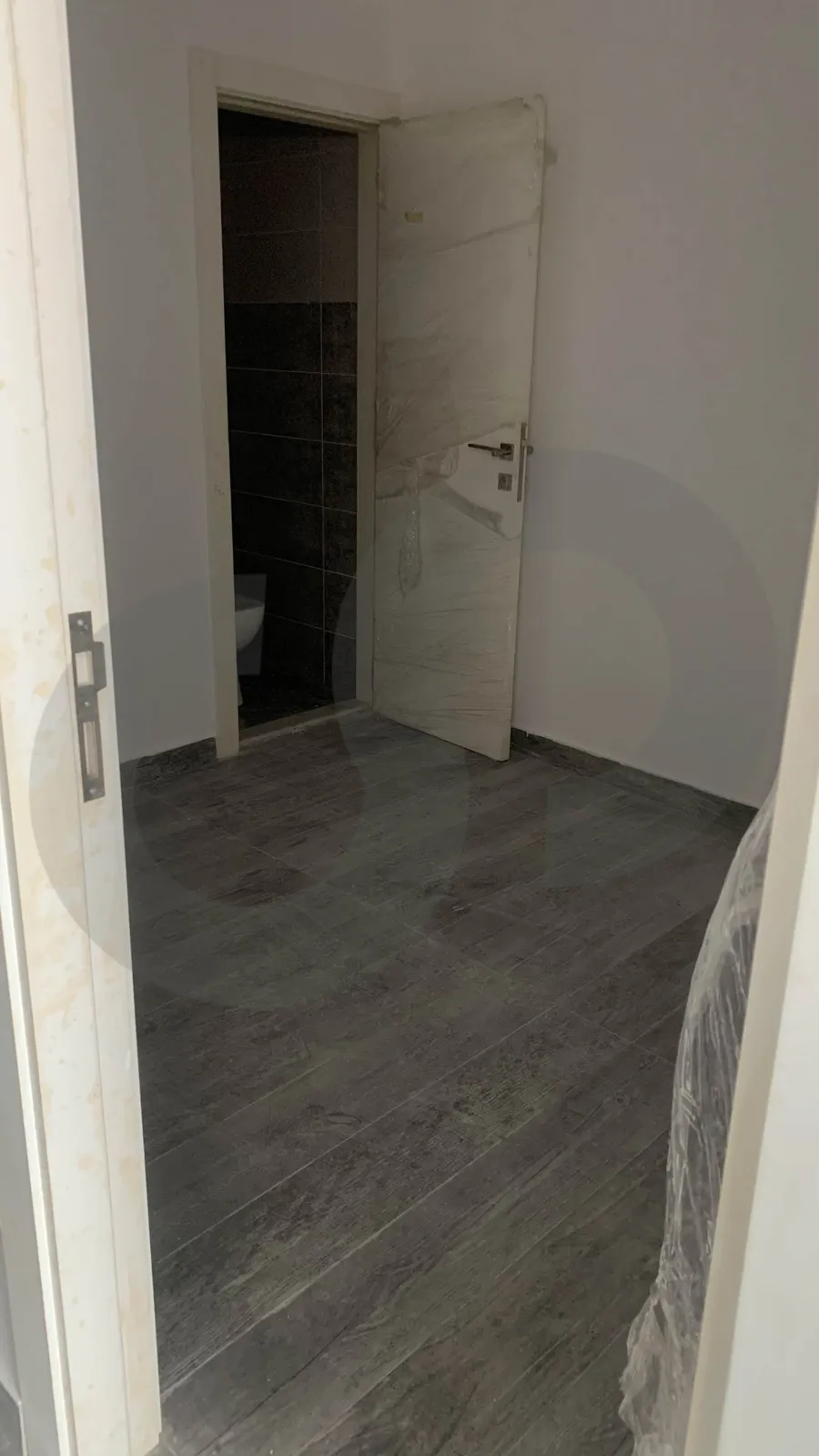 73 SQM Office for Rent/Strategic location/TRIPOLI — الصورة 3