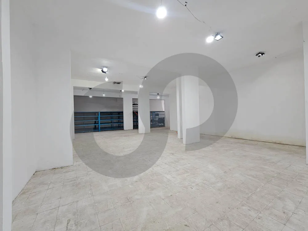 Premium Warehouse/Prime Commercial Location/generous/Zgharta — الصورة 3