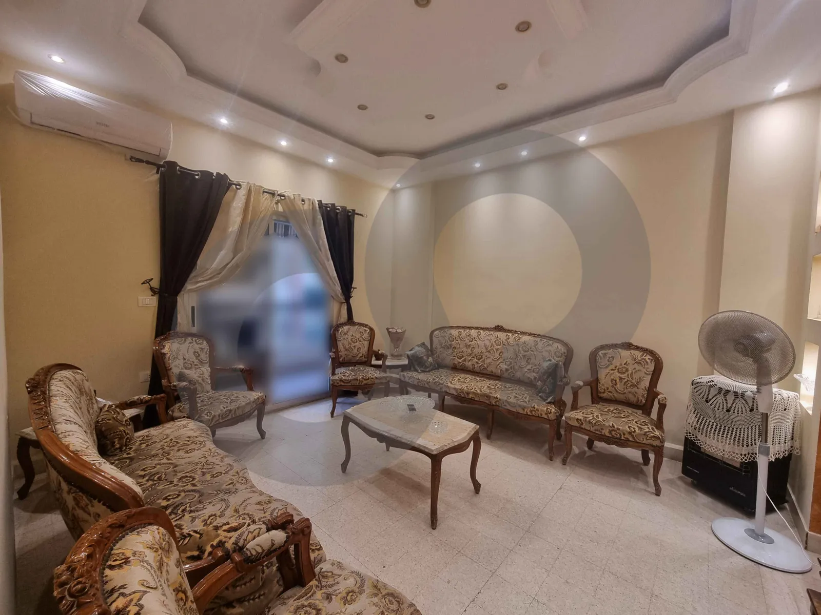 PRIME VERDUN,BEIRUT LOCATION /CHARMING 2-BEDROOM APARTMENT FOR SALE — الصورة 2