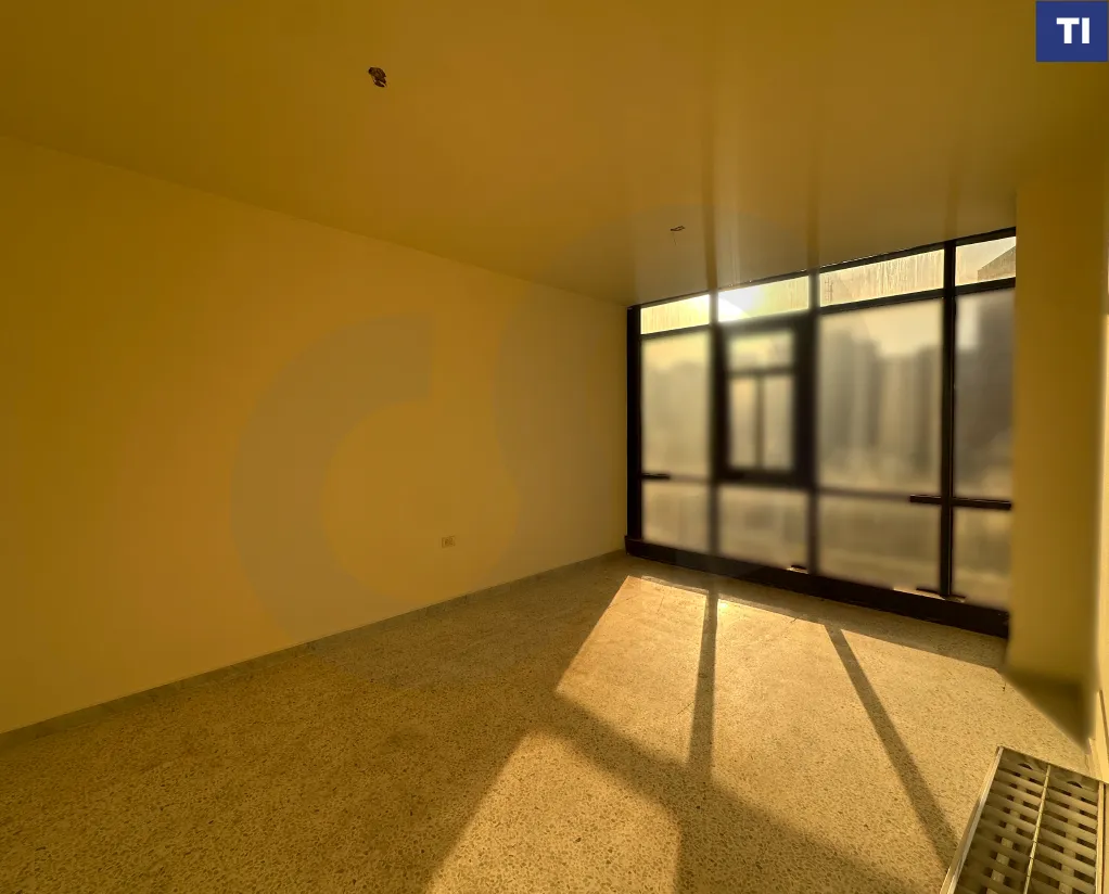 63 SQM Office for rent/Suitable for office and professional use/TRIPOLI