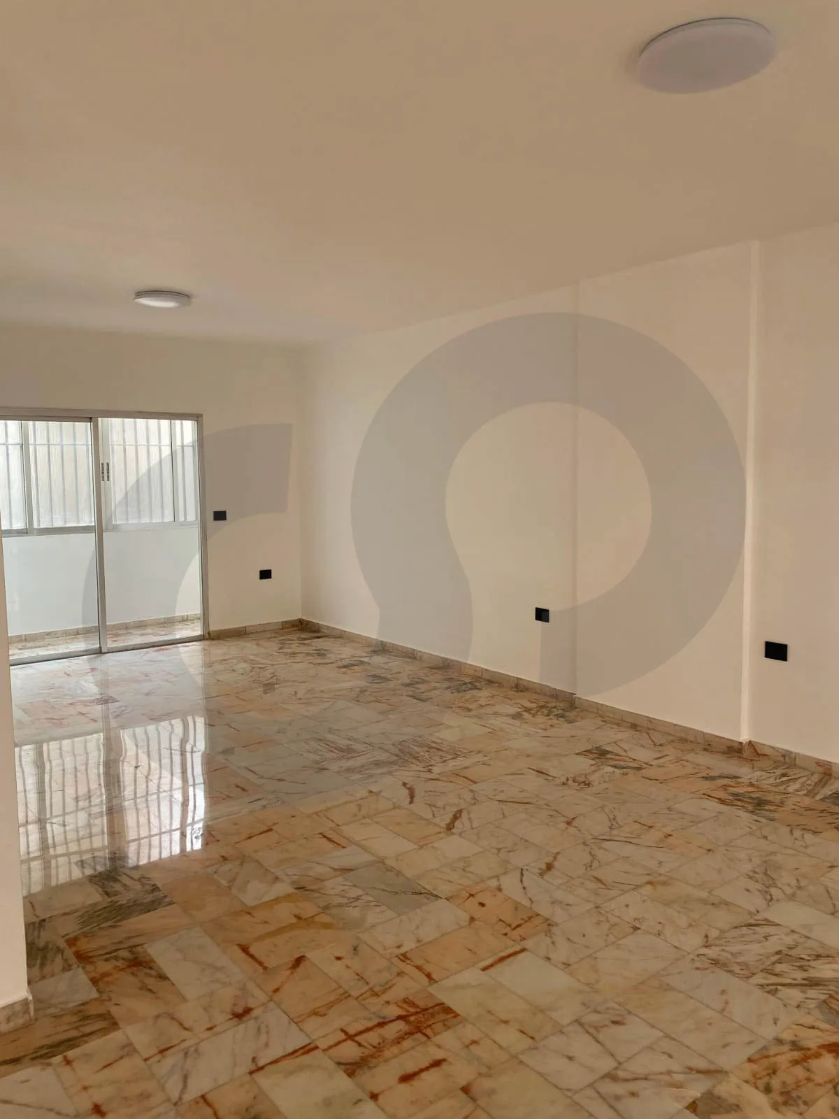 Spacious Apartment for Sale/Fully Renovated/SALIM SALAM-BEIRUT — photo 2