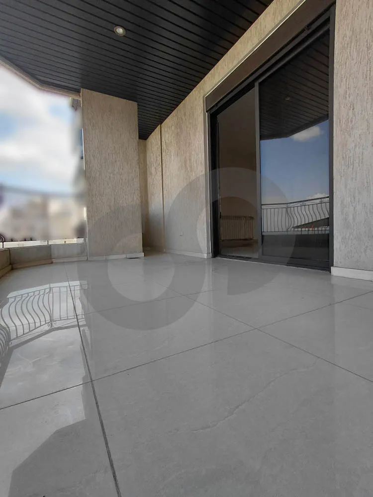 Luxury/dead-end street/desirable location/elegance/Zalka,METN — الصورة 2