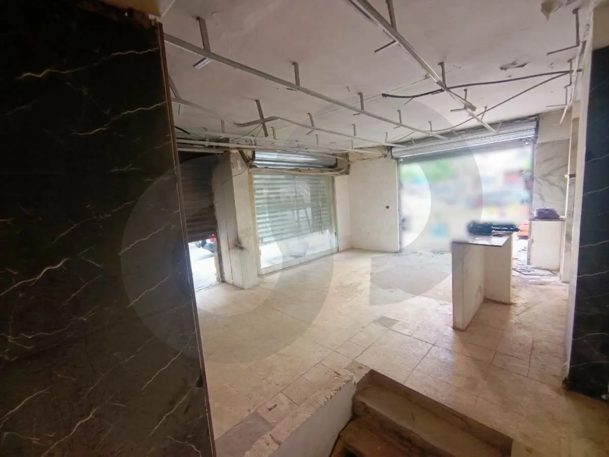 110 SQM shop for rent/Various commercial or professional activities/HARET HREIK-BAABDA — الصورة 2