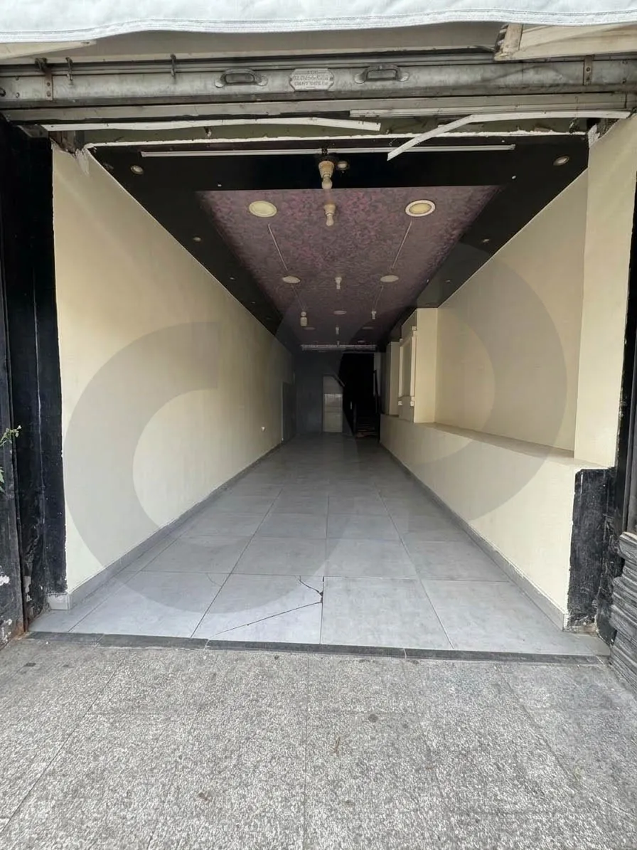 66 SQM Commercial shop For Sale/Two Levels/TARIQ EL JDIDEH-BEIRUT — الصورة 3