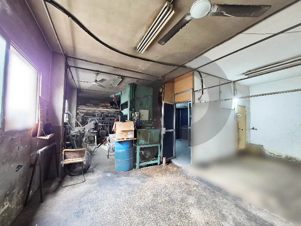 Industrial Warehouse/ 1st degree/2nd floor/ Easy Access/Baouchrieh,METN — الصورة 2
