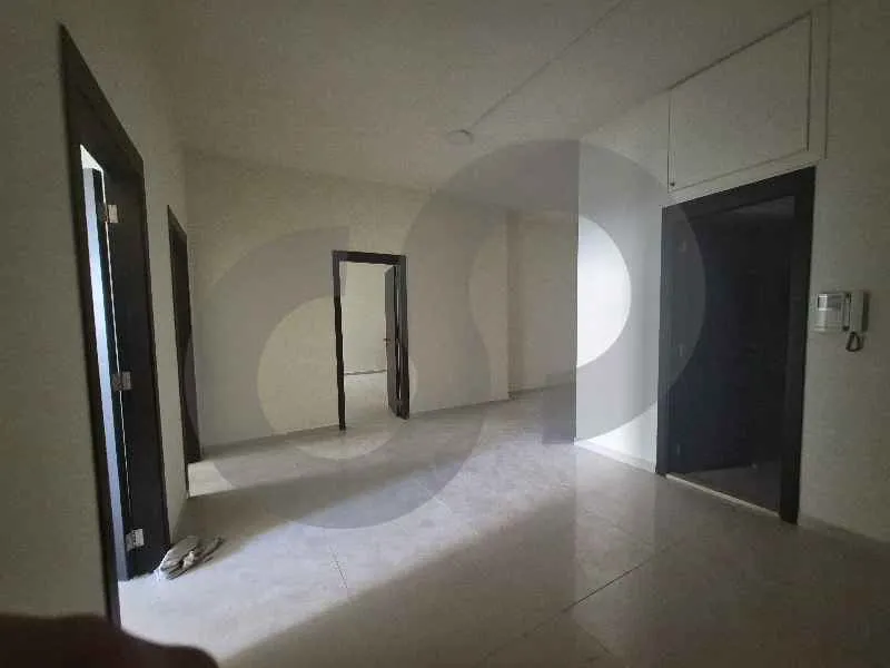 HIGHWAY-ACCESS OFFICE/170 SQM/VERY WELL MAINTAINED BUILDING/ZALKA,METN — الصورة 2