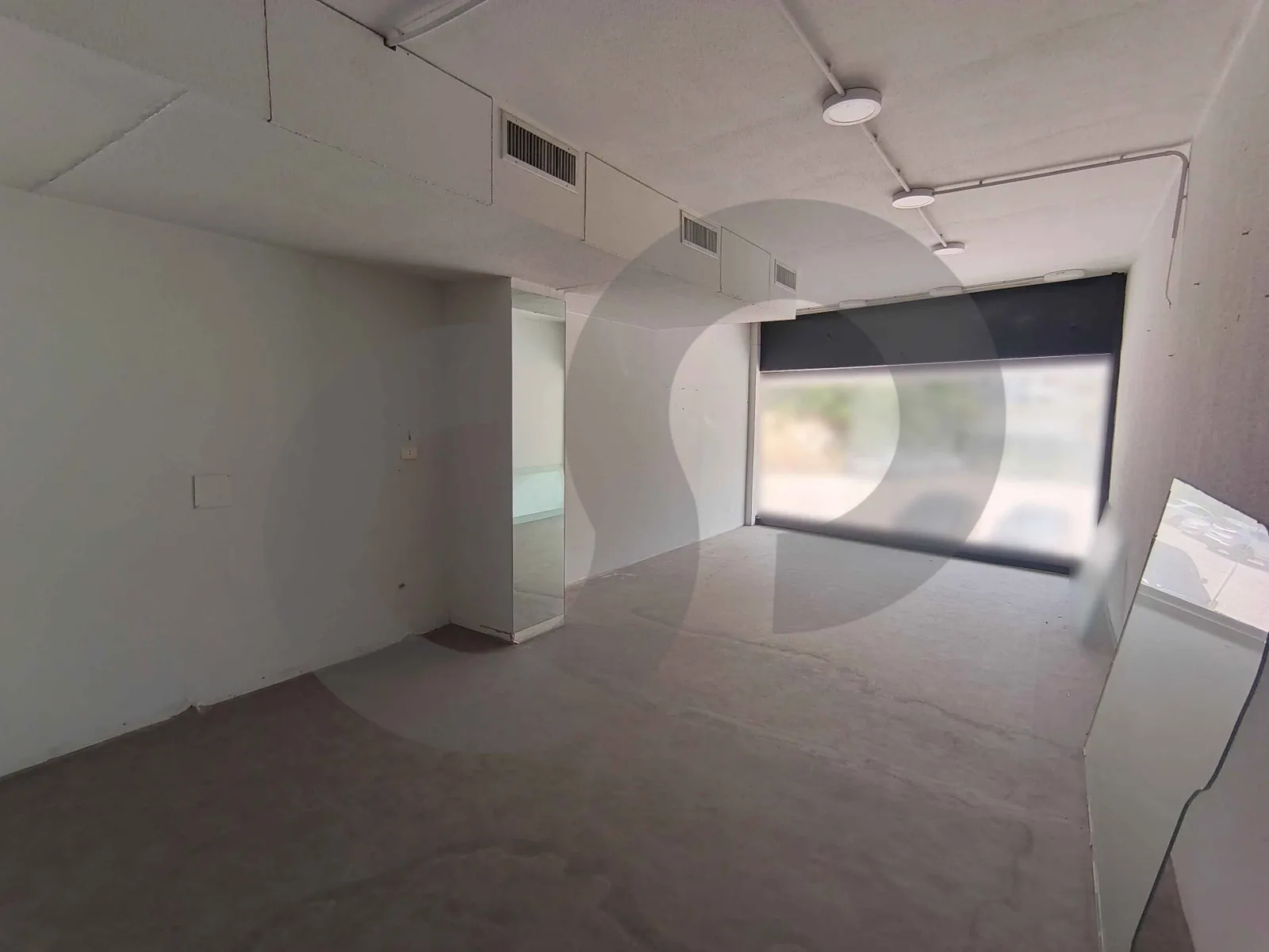COMMERCIAL SPACE FOR RENT IN KASLIK/80 SQM/PRIME LOCATION/KASLIK,KESEROUAN — الصورة 2