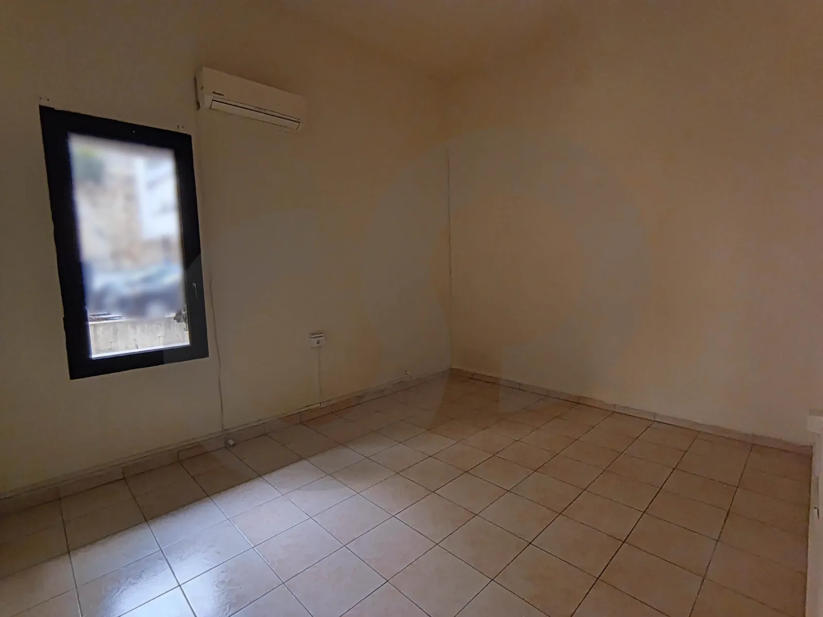 Office for rent/Prime location/High traffic area/ZOUK MOSBEH-KESEROUAN — الصورة 2