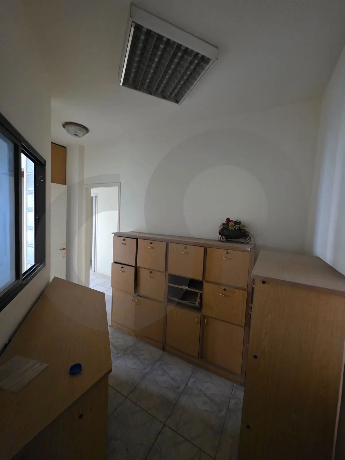75 SQM Office for sale/Easy access/ADONIS-KESEROUAN — الصورة 2