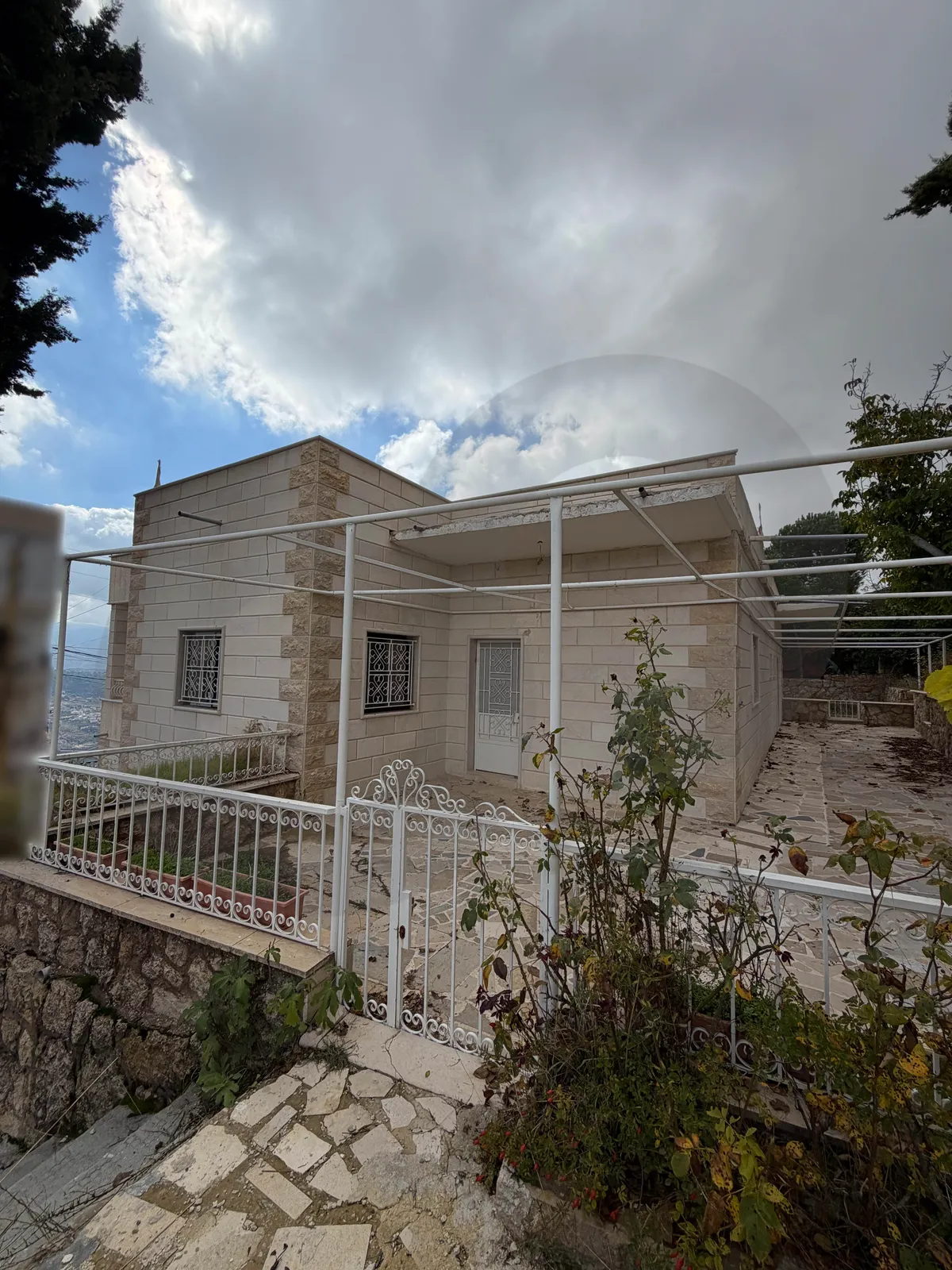 Apartment for Sale/Peaceful location/Close to all amenities/BHAMDOUN-ALEY — الصورة 2