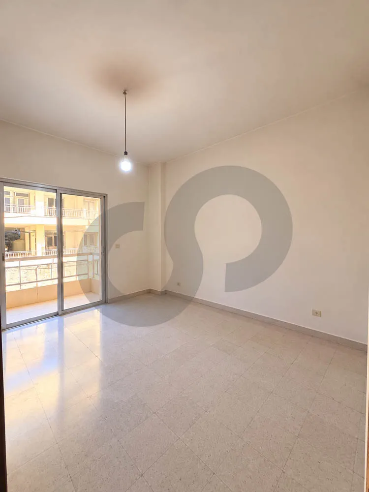 spacious / calm residential area/generous /desirable location/Jal El Dib,METN — الصورة 2