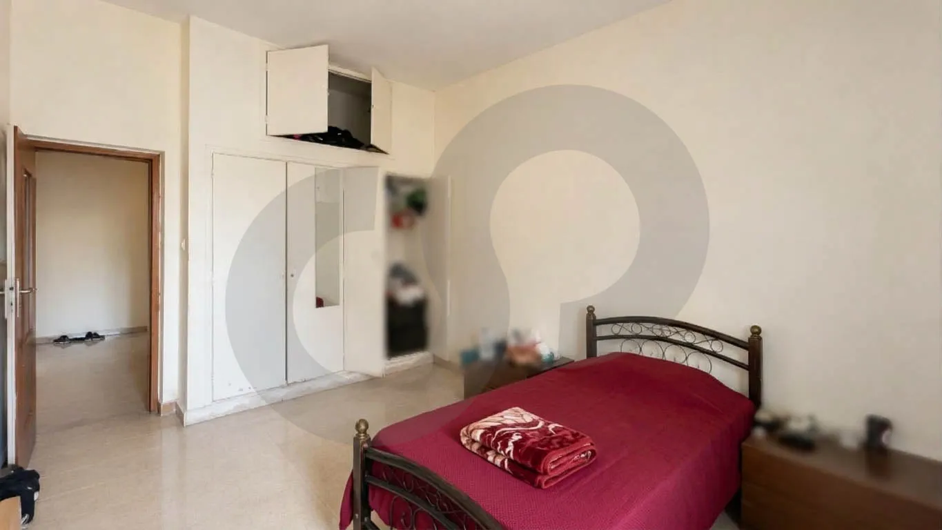 Apartment for Sale/Renovation required/well-maintained building/TARIQ EL JDIDEH-BEIRUT — الصورة 3