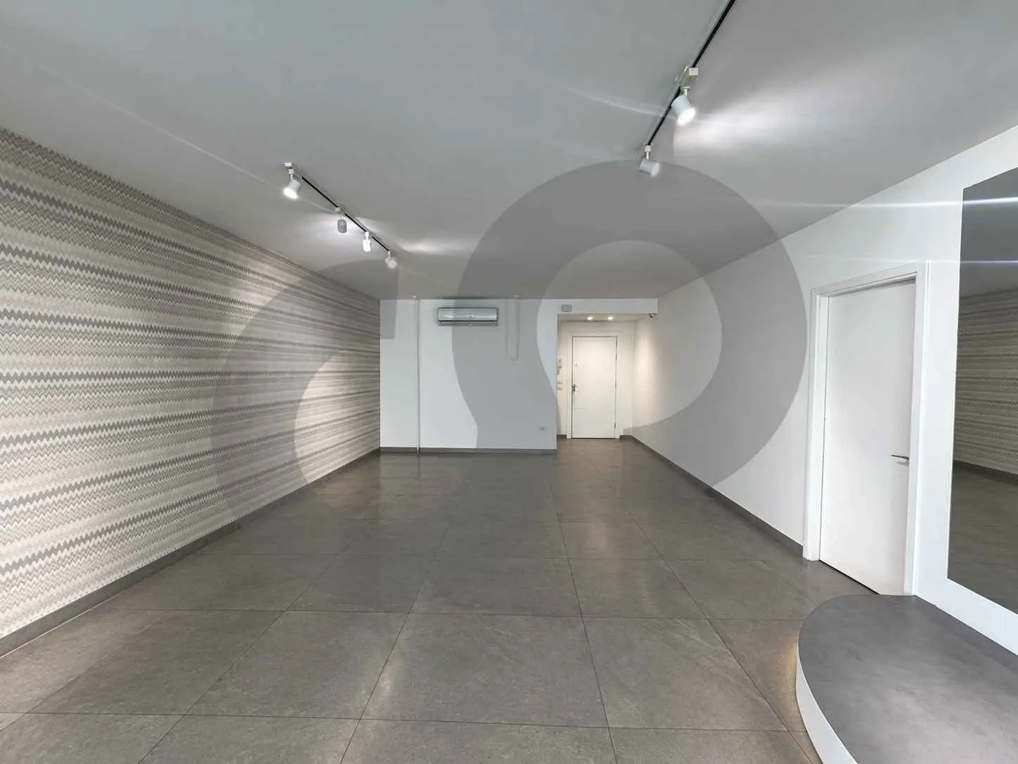 VERSATILE COMMERCIAL SPACE IN HAZMIYEH,BAABDA /CITY VIEW — الصورة 2
