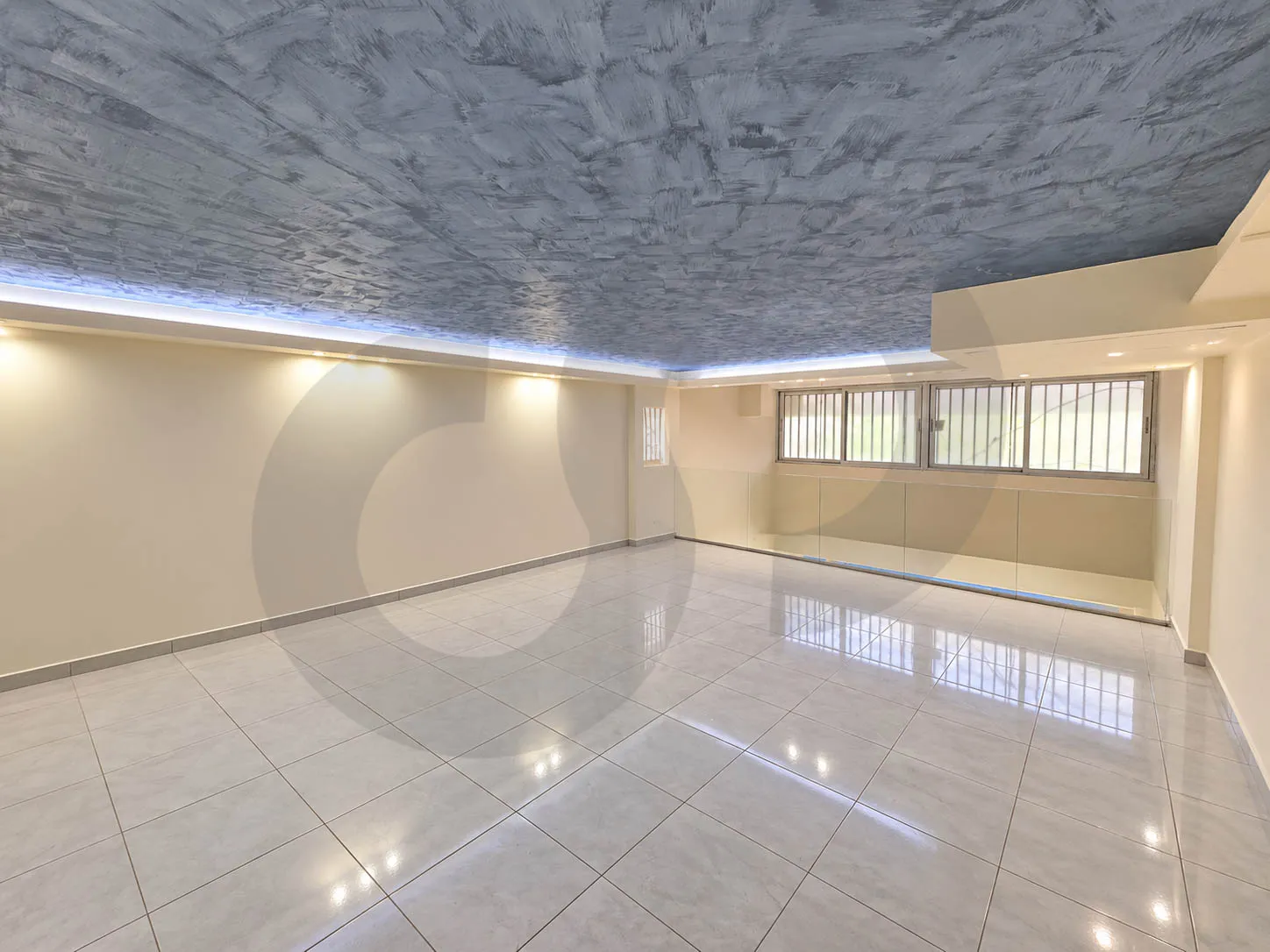 100 sqm duplex commercial shop For Sale/Prime location/1 min From the Highway/JOUNIEH-KESEROUAN — الصورة 3
