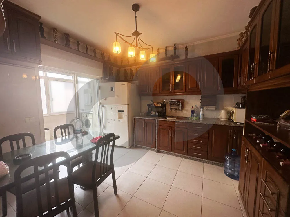 Fully Furnished/Equipped /Decorated/elegant decor/Hboub, Jbeil — الصورة 3