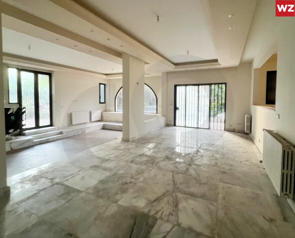 Spacious Ground floor Apartment for sale/Easy access to the highway/CORNET CHAHWAN-METN