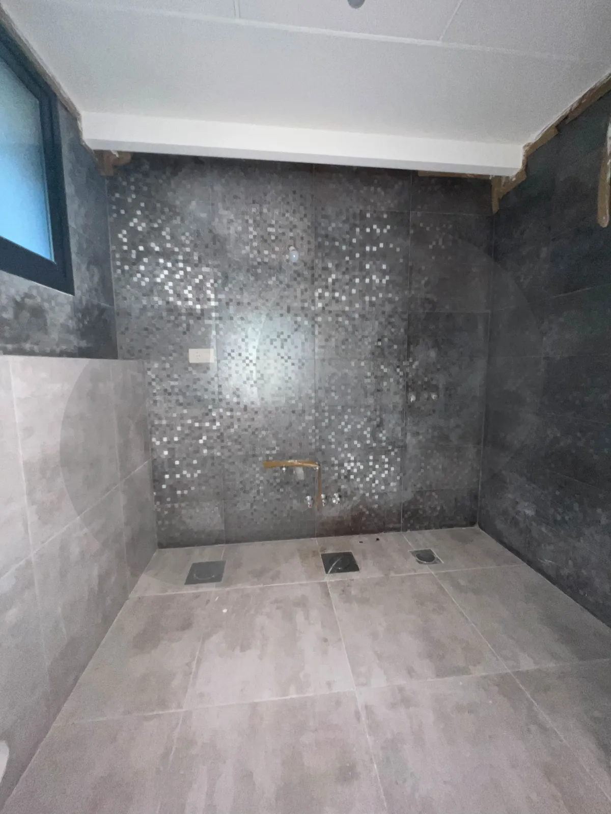Spacious Ground floor Apartment for sale/Easy access to the highway/CORNET CHAHWAN-METN — photo 2