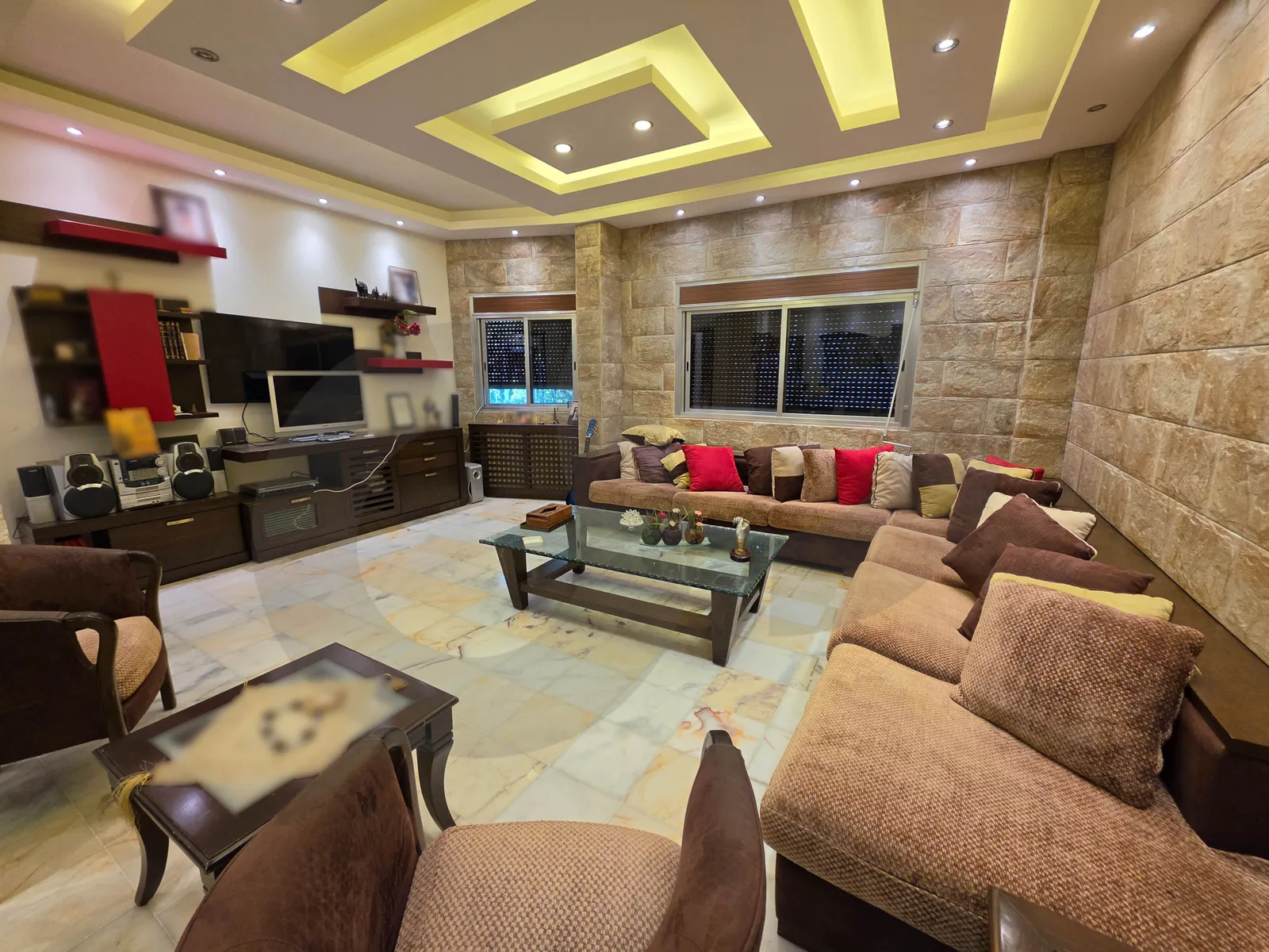 Fully Furnished 125 SQM Apartment for Sale/Private Garden/ZEBDINE-JBEIL — الصورة 2
