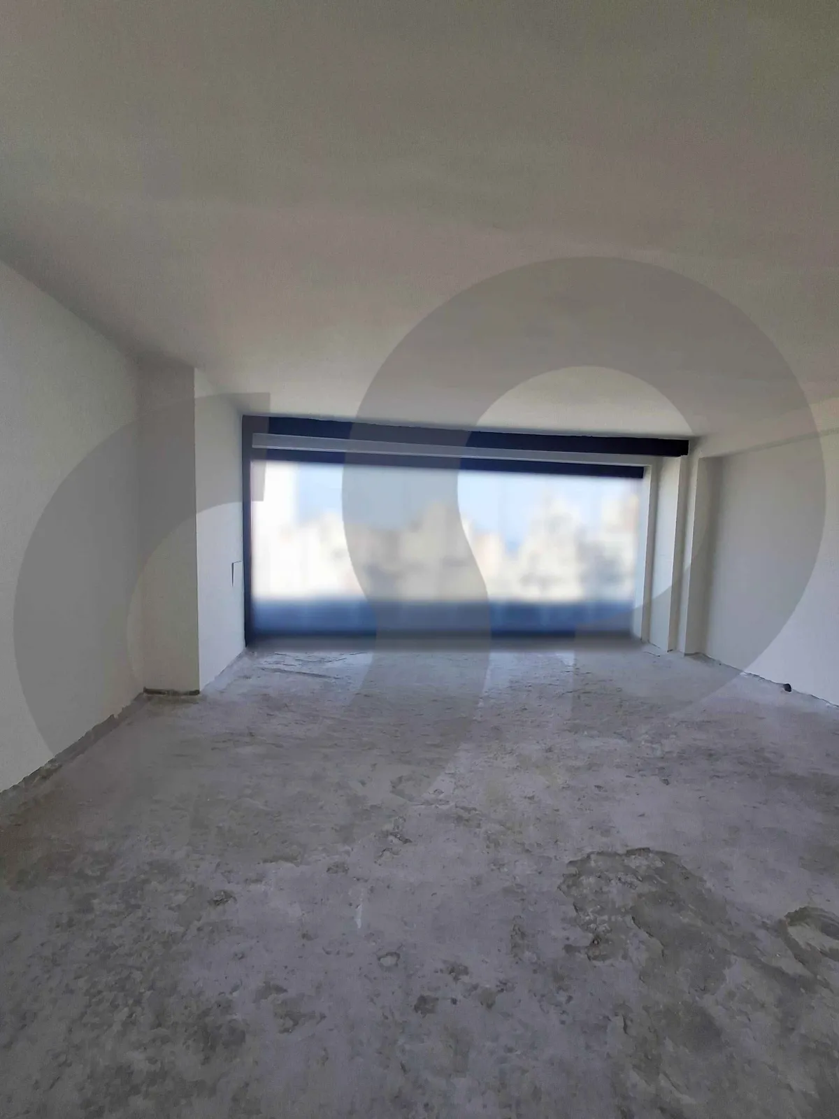 COMMERCIAL SPACE FOR RENT – ACHRAFIEH, AKAWI STREET, SuRSOCk SIDE — الصورة 2