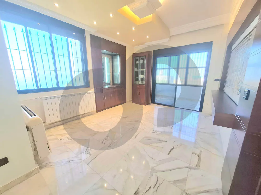 spacious / panoramic sea views/Decorated/convenient access/Halat–Jbeil — الصورة 2