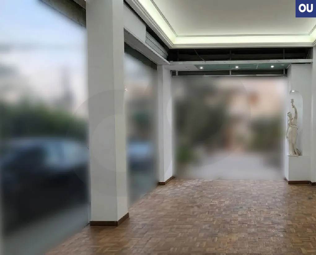 Shop for rent/main road/outdoor area/ Constant traffic/ Mazraat Yachouh,METN