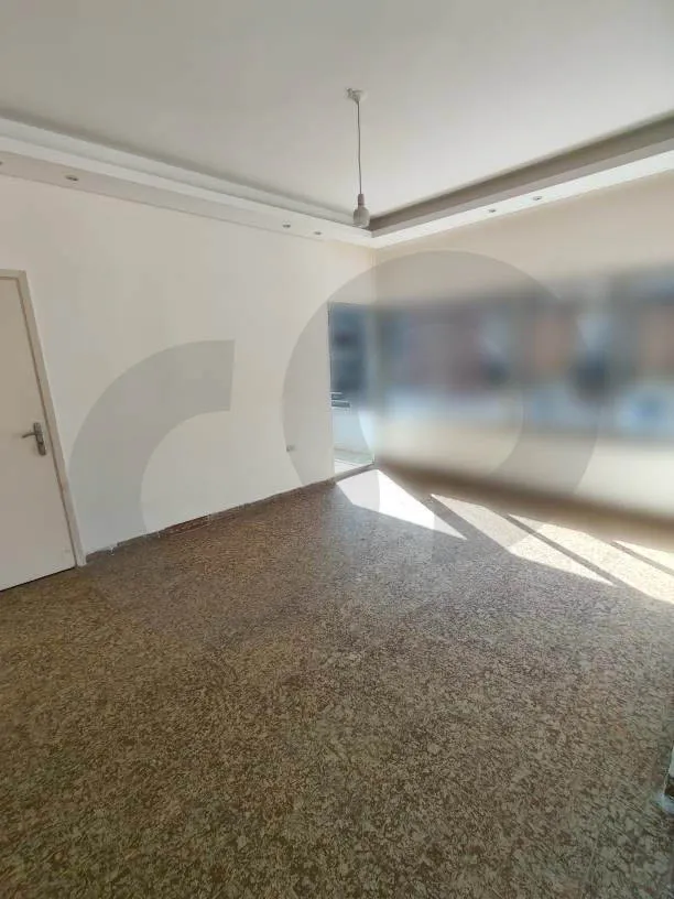 Spacious 200 SQM Apartment for Sale/High Floor/Calm Street/KORAYTEM-BEIRUT — photo 2