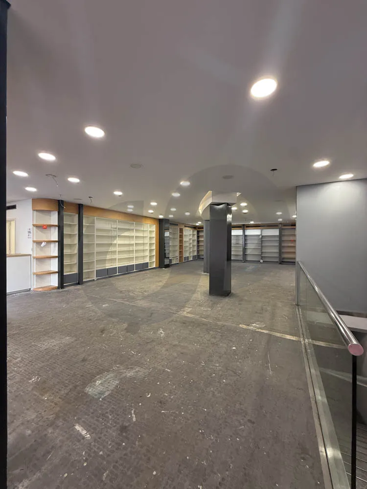 Commercial space/easy access/strength point/Cornish el Mazraa,METN — الصورة 2