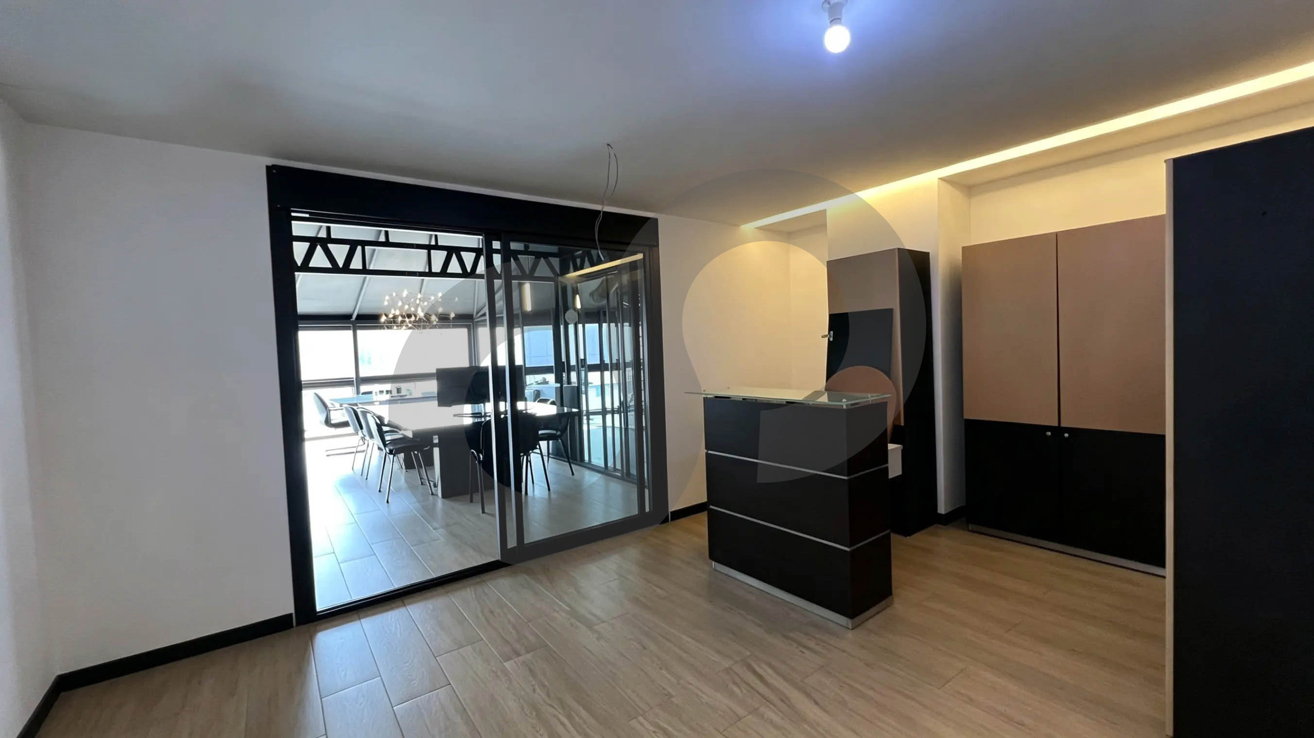 Premium Office Space | Ideal for Companies & Headquarters — الصورة 2