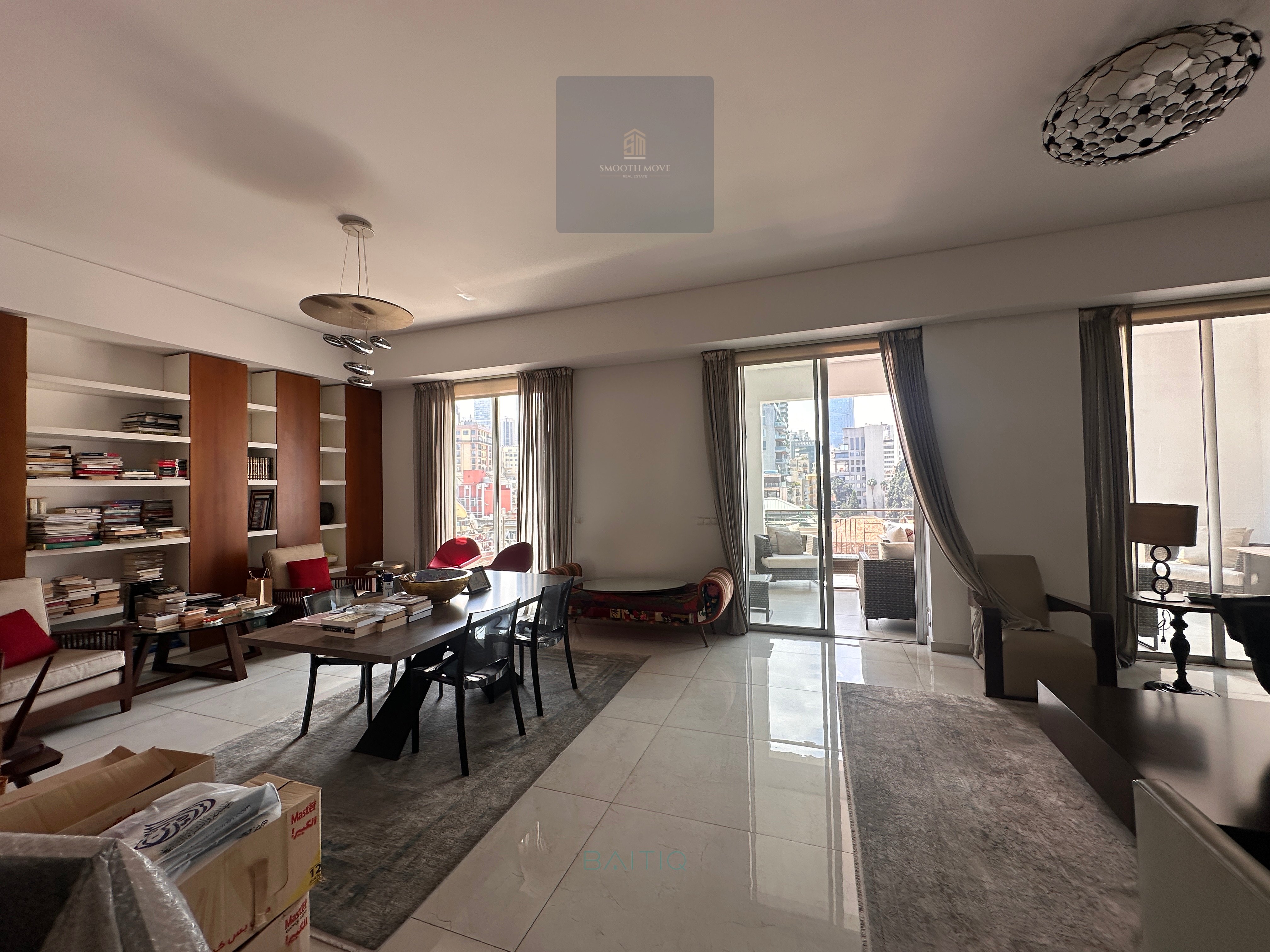 Beautiful 4 Bedroom Apartment for Sale in Saifi, Beirut — الصورة 6