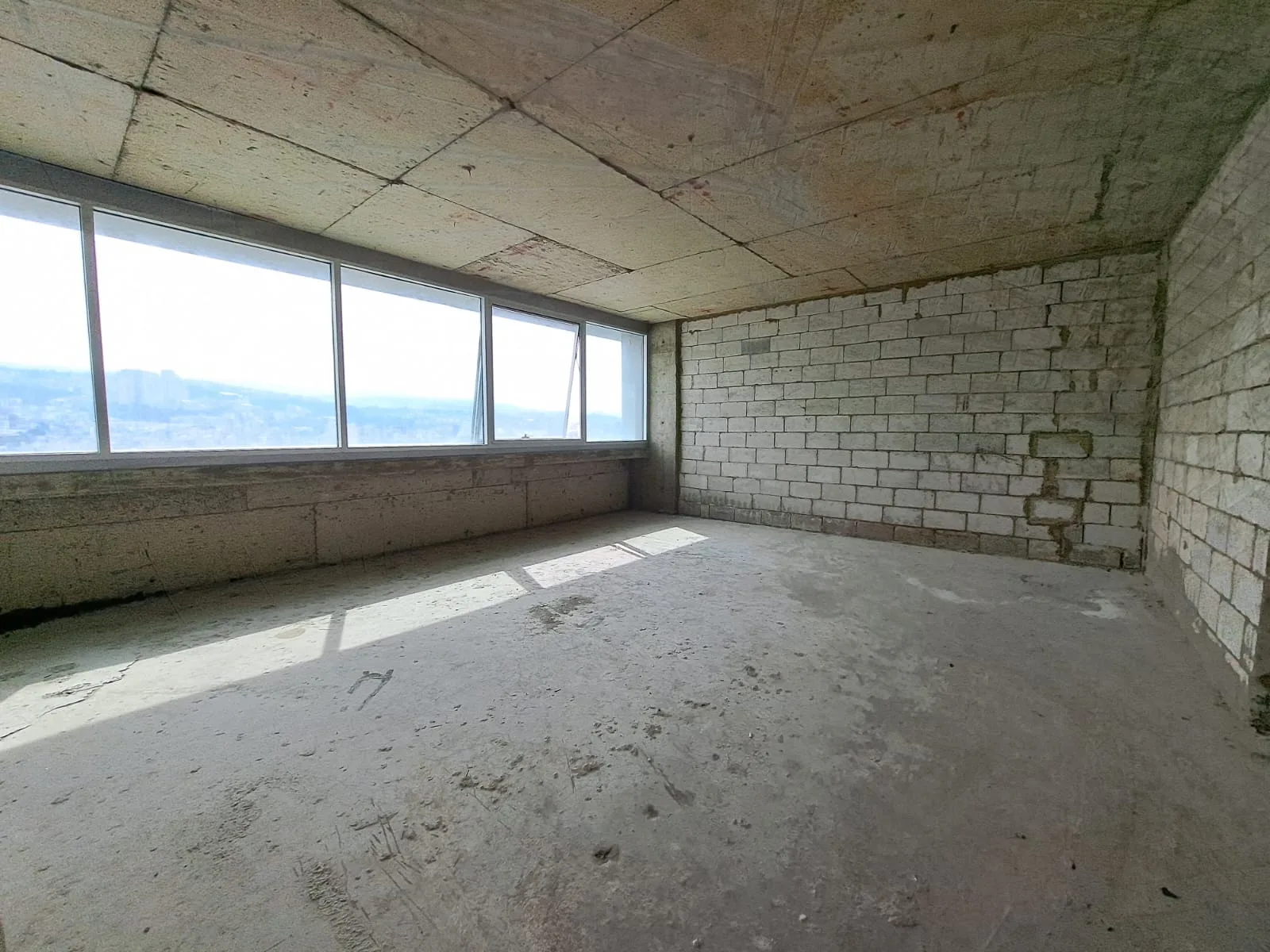 Office for Sale in Dekwaneh — الصورة 2