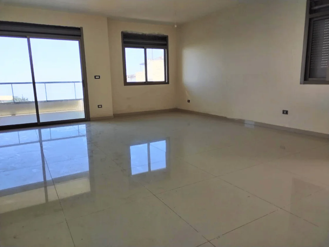 Apartment for Sale in Ballouneh, Lebanon