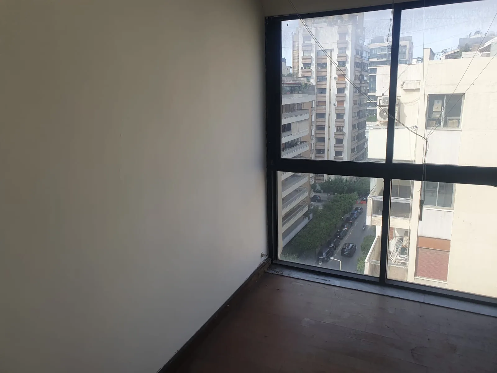 Office for rent in Verdun Beirut — الصورة 4