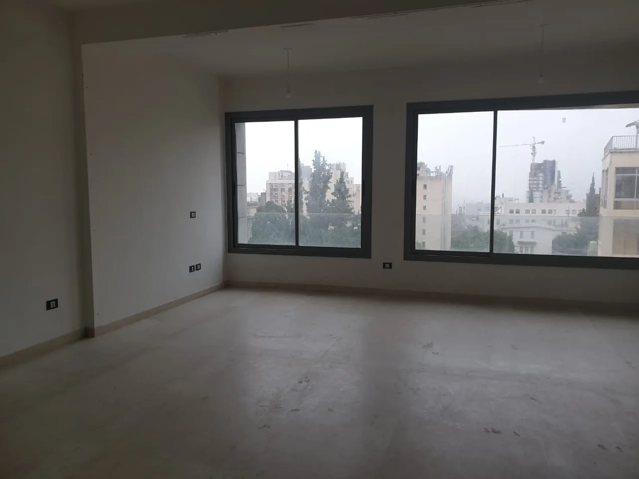 Apartment for Sale in Achrafieh, Beirut, Lebanon — الصورة 1