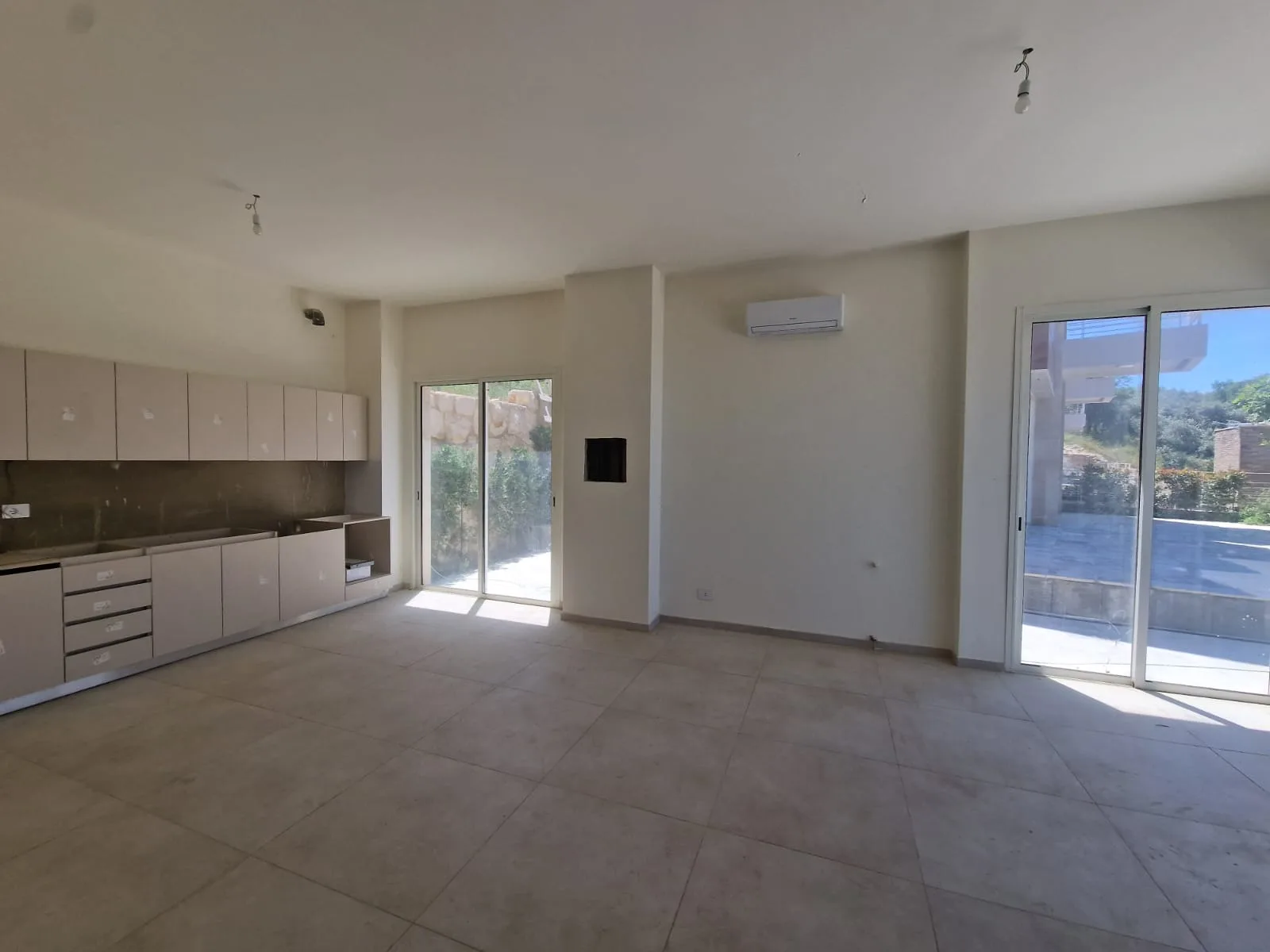 Villa for Sale in Byblos, Lebanon — الصورة 7