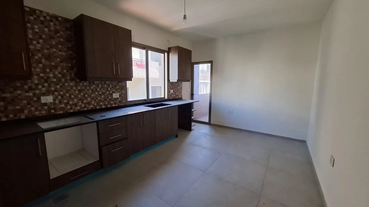 Duplex for Sale in Qartaboun , Lebanon — الصورة 4