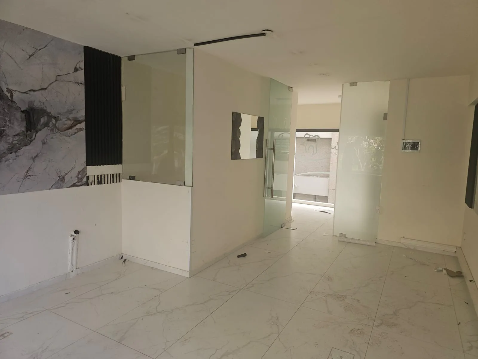 Shop for Rent in Sin El Fil — الصورة 4