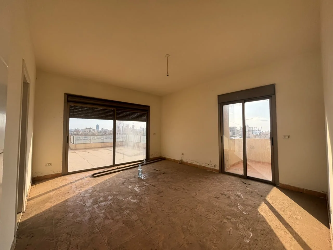 Apartment for Sale in Jdeideh — الصورة 6