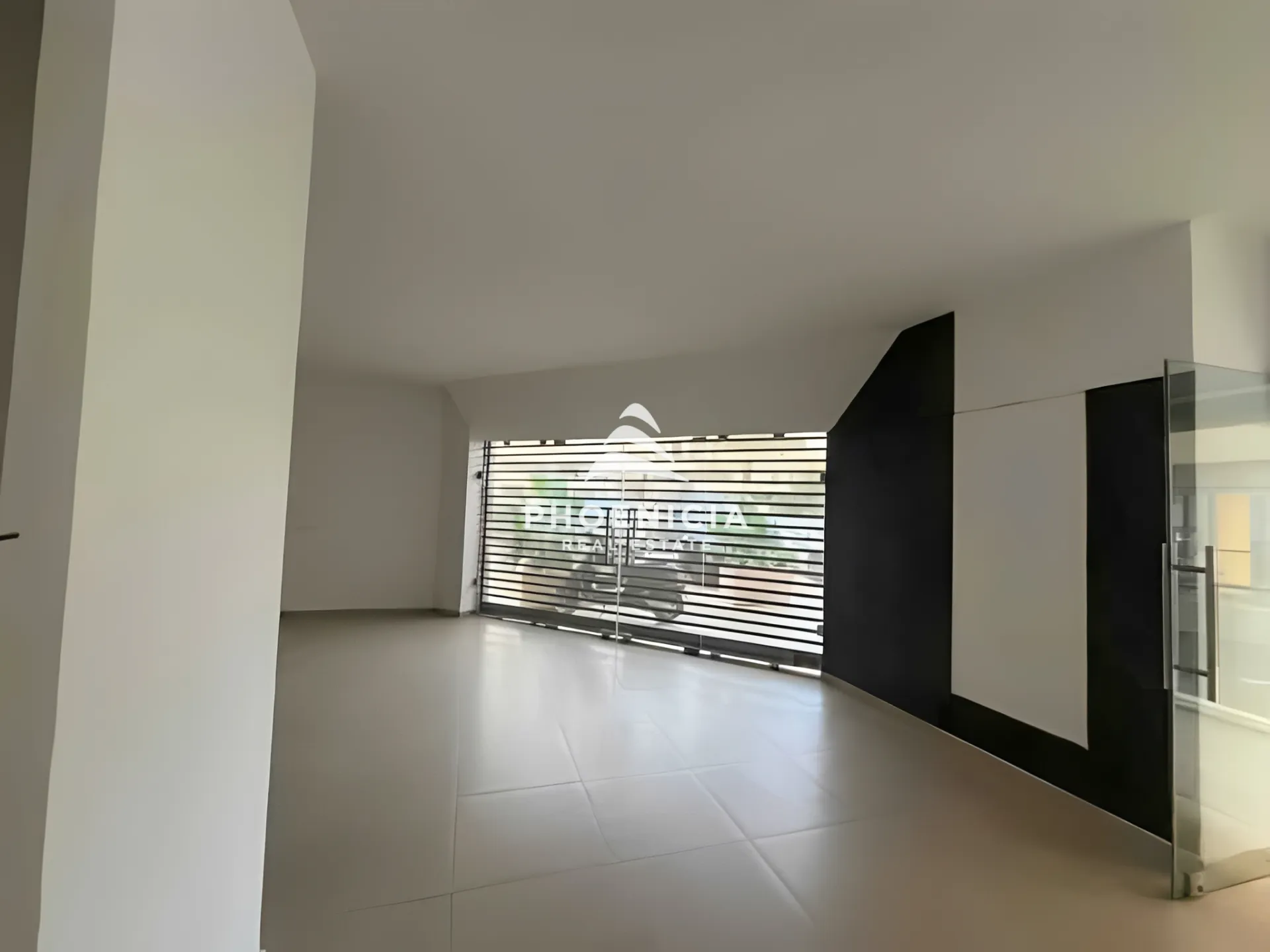 Shop for sale in Amchit Main Rd، Aamchit, Lebanon — الصورة 3