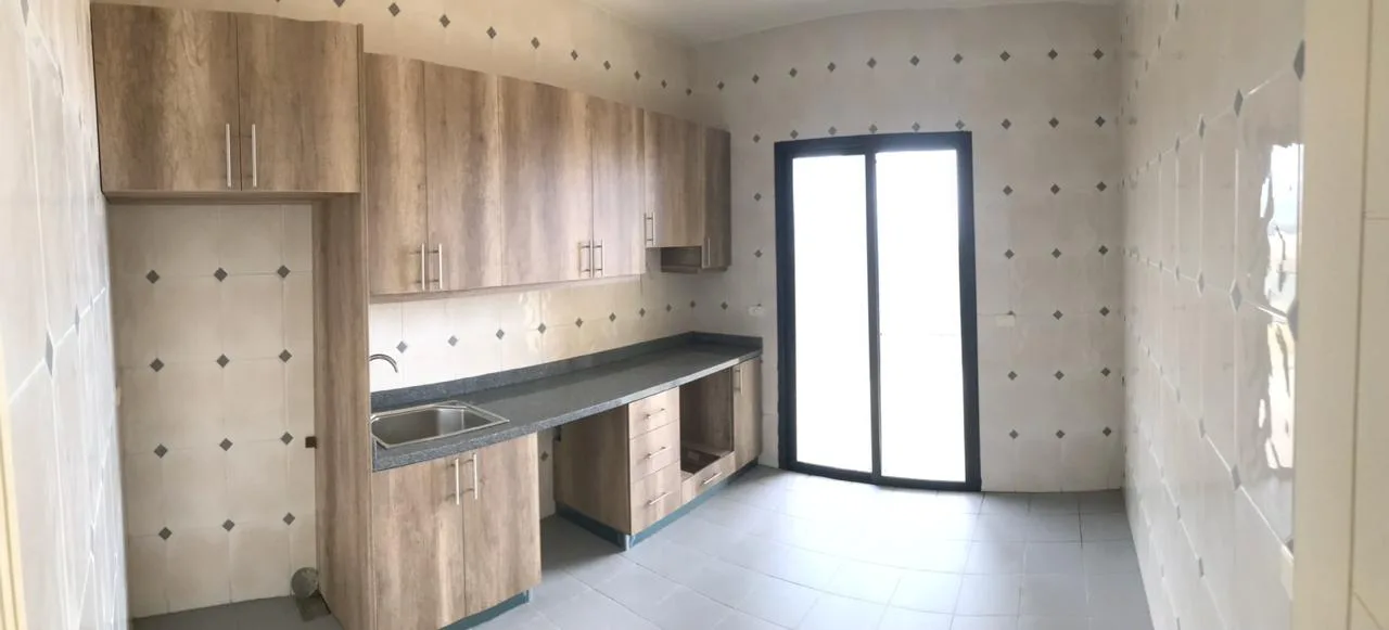 Apartment for Sale in Gharfine — الصورة 5