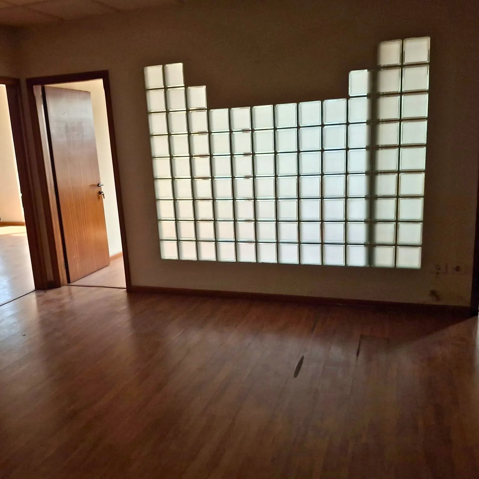 Office for Sale in Dekwaneh — الصورة 2
