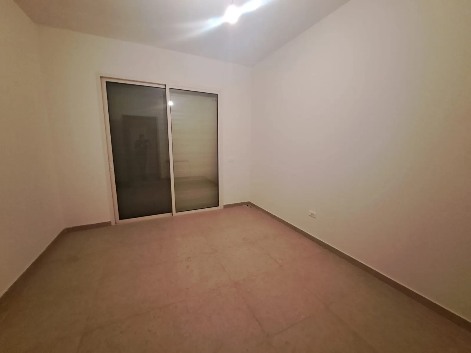 Apartment for Sale in Cornet Chahwan, Lebanon — الصورة 7