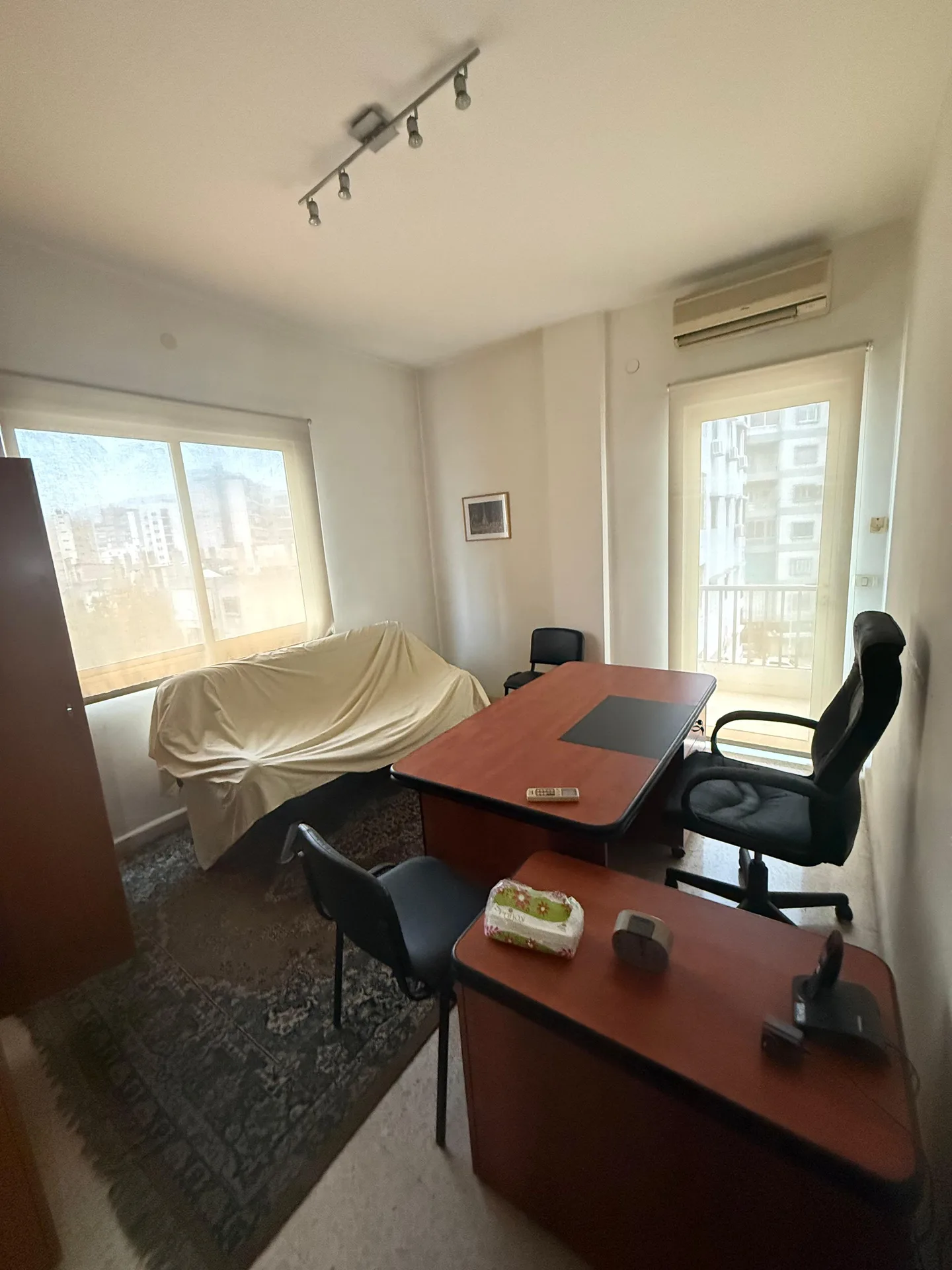 Office for sale in Sad El Baouchriyeh — الصورة 4