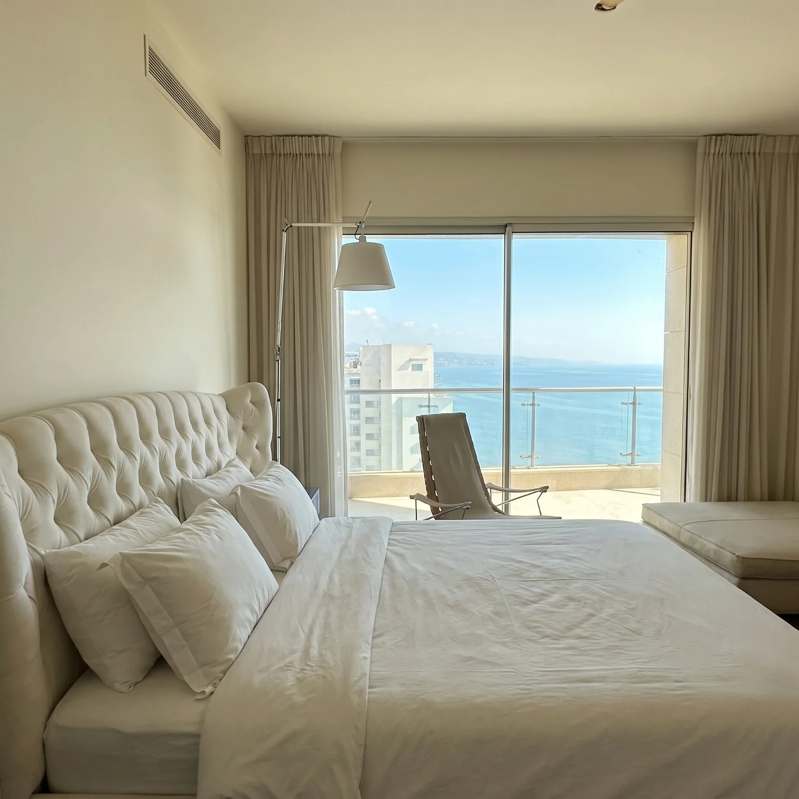 Apartment for Sale in Raoucheh — الصورة 9