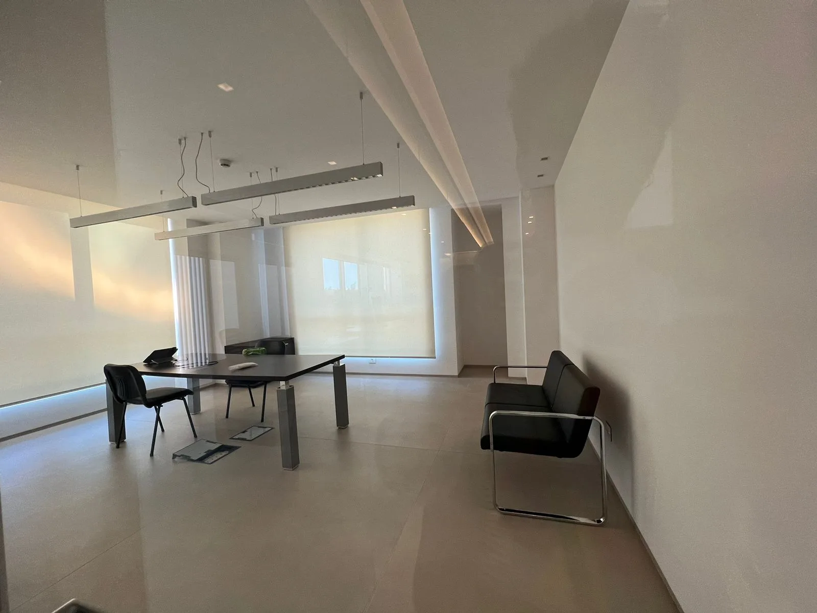 Office for rent in Dekwaneh — الصورة 5